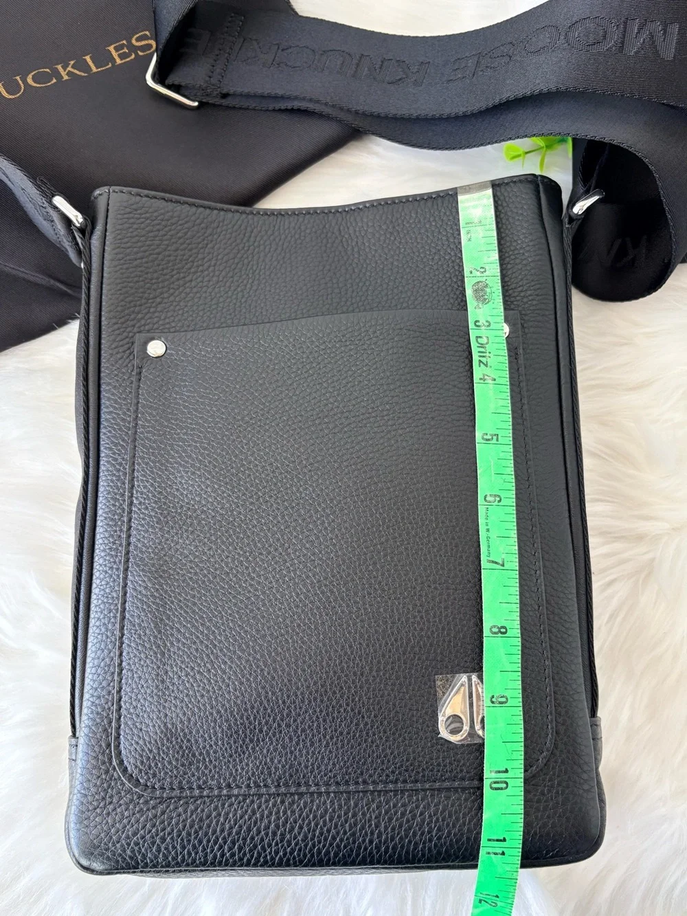 Moose‎ Knuckles Decaire Black Pebbled Leather Messenger Crossbody
